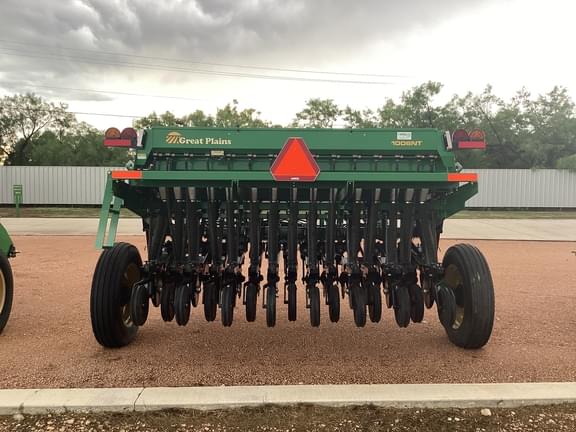 Image of Great Plains 1006NT equipment image 4