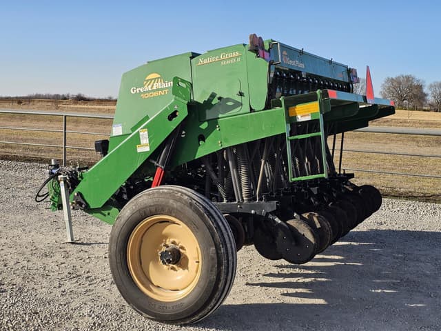 Image of Great Plains 1006NT equipment image 3
