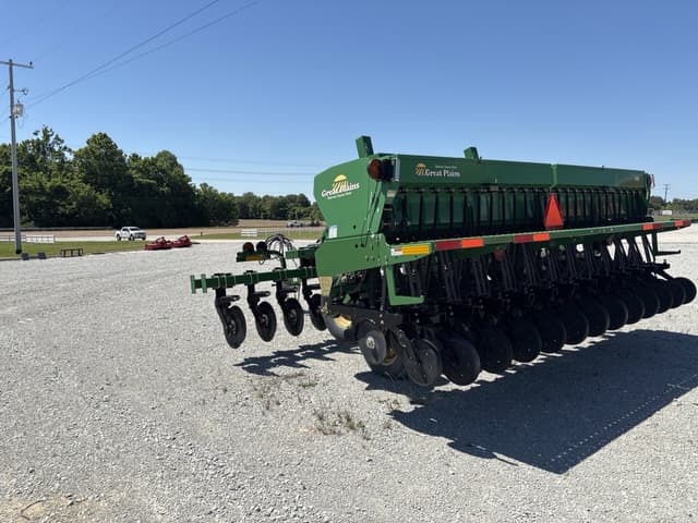 Image of Great Plains 1500 equipment image 3