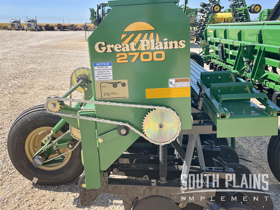 2024 Great Plains 2700 Equipment Image0