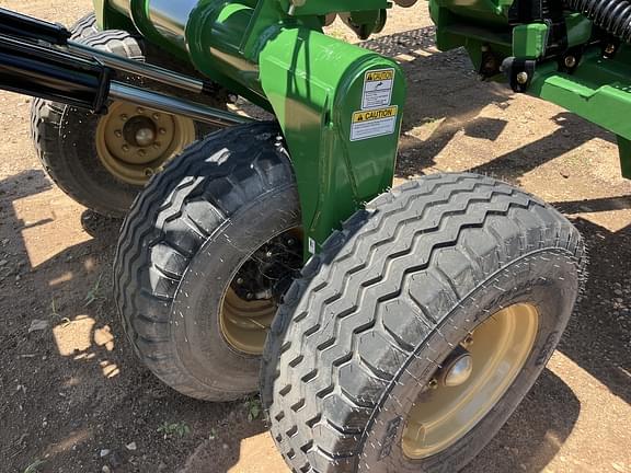 Image of Great Plains BD7600 equipment image 3