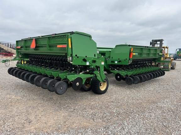 Image of Great Plains BD7600 equipment image 4