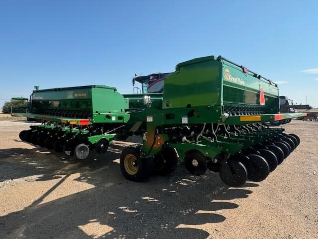 Main image Great Plains BD7600