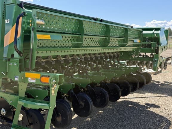 Image of Great Plains BD7600 equipment image 4