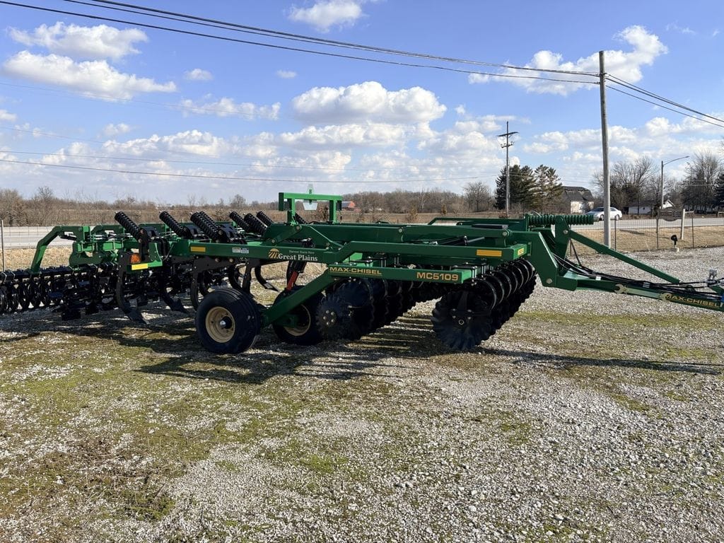 2024 Great Plains MC5109 Equipment Image0