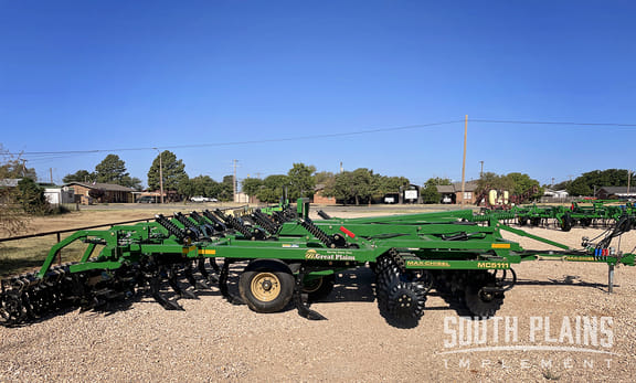 2024 Great Plains MC5111 Equipment Image0