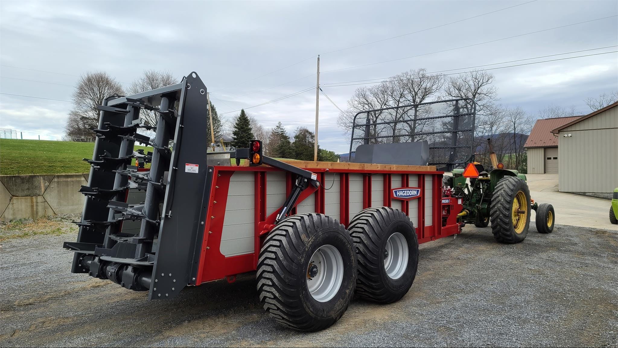 2024 Hagedorn Hydra-Spread Extravert 5290 Equipment Image0