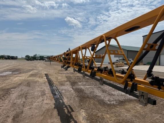 Image of Hagie STS16 equipment image 4
