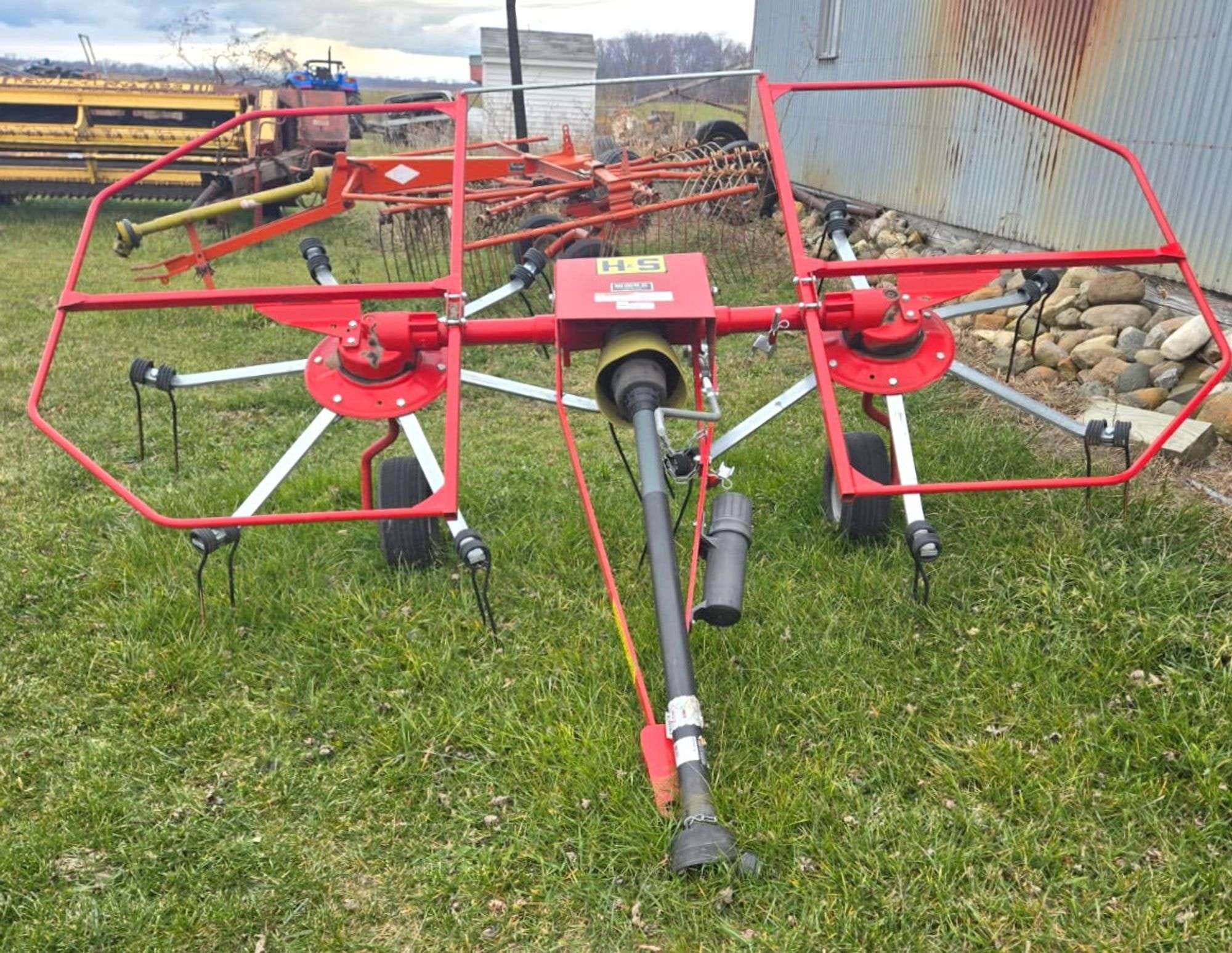 2024 H&S RTG2 Equipment Image0