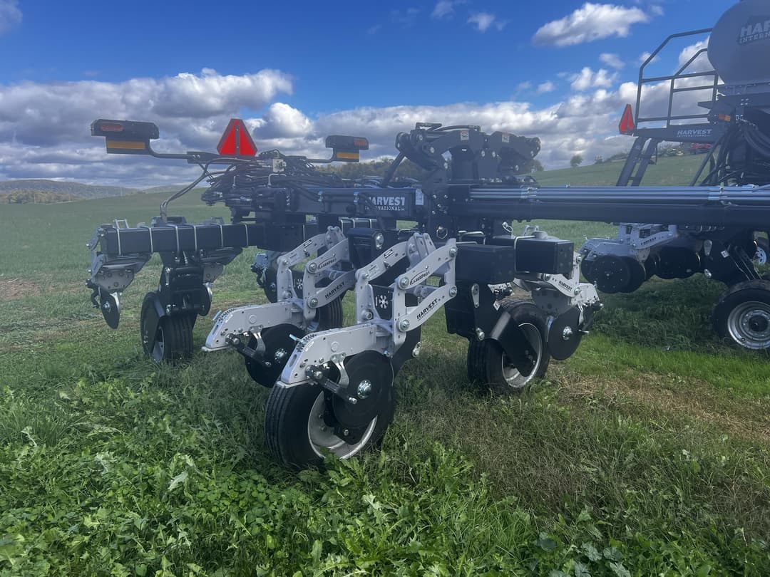 Image of Harvest International PB2030FR Image 0