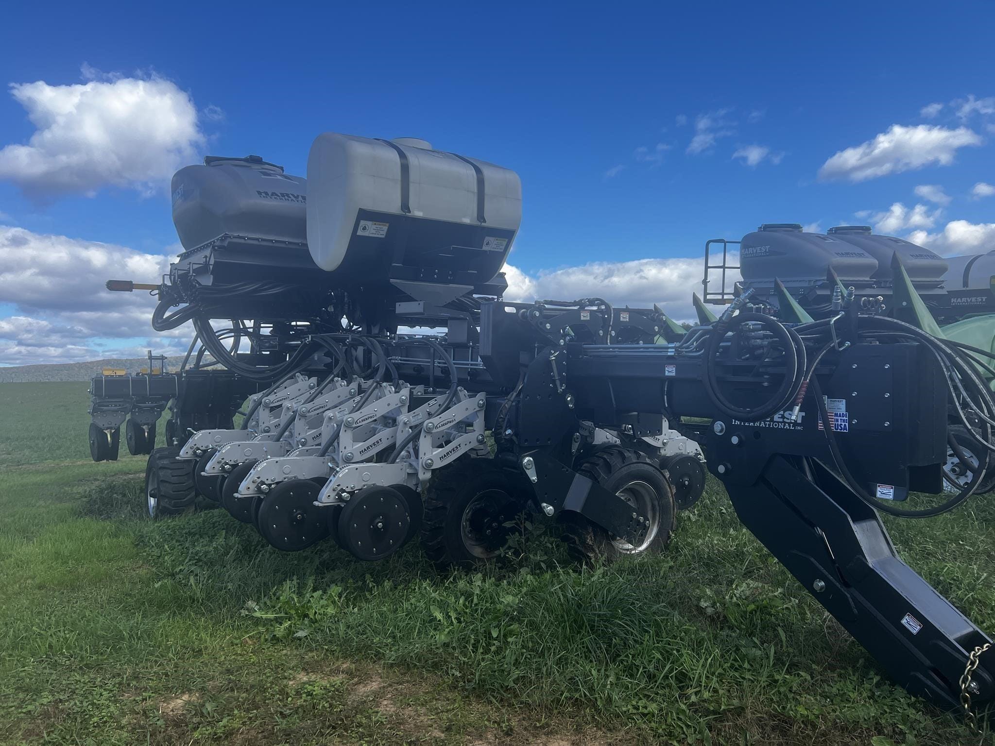 2024 Harvest International PB3015FR Equipment Image0