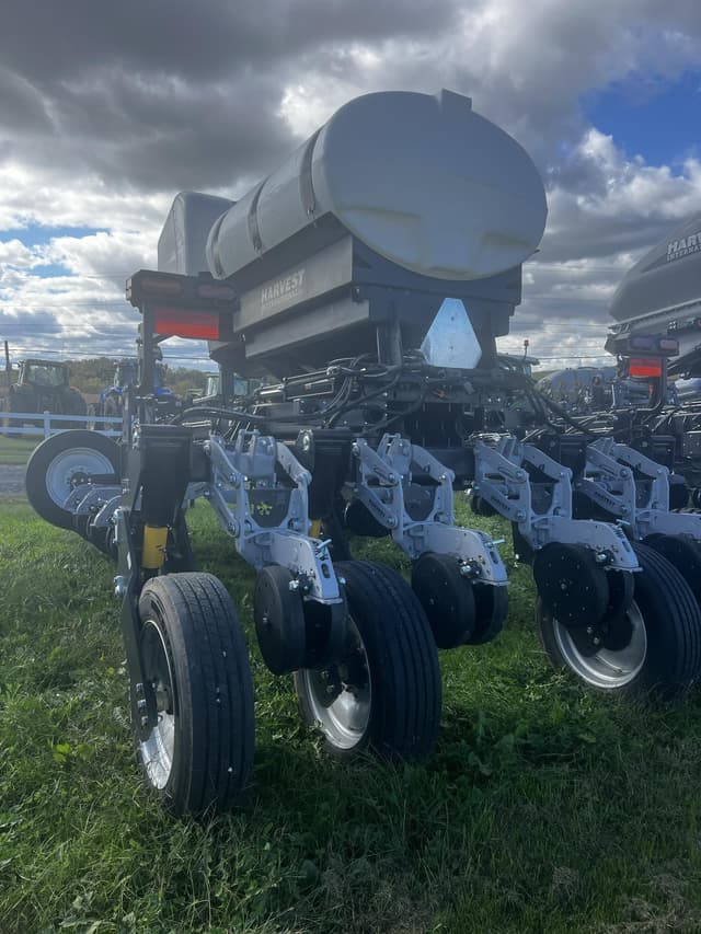 Image of Harvest International PB3030BRT equipment image 1