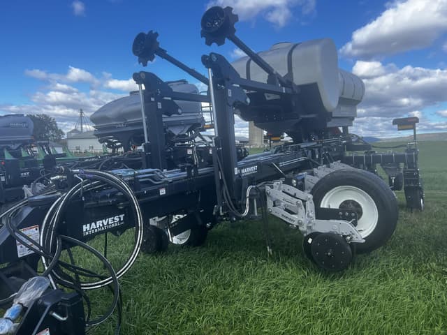 Image of Harvest International PB3030BRT equipment image 4