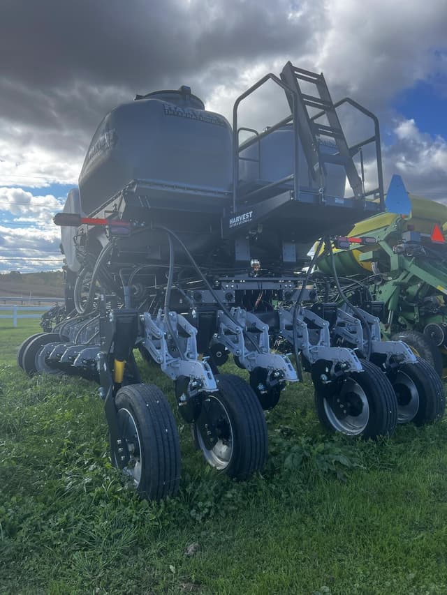 Image of Harvest International PB4030BRT equipment image 1