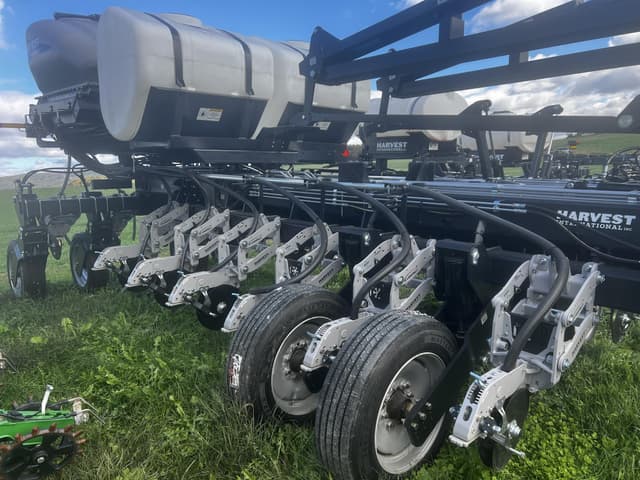 Image of Harvest International PB4030BRT equipment image 3