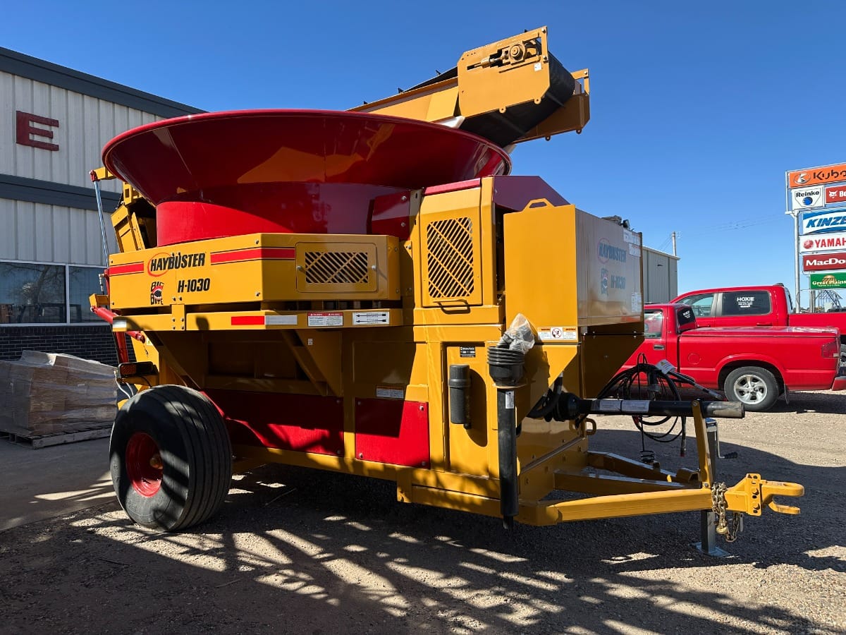 2024 Haybuster H-1030 Equipment Image0