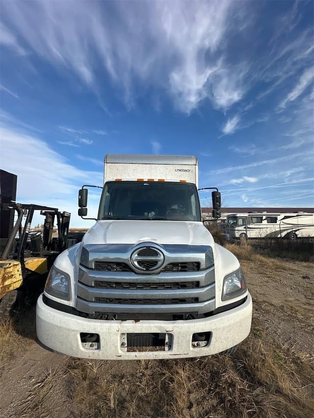 Image of Hino L6 equipment image 1