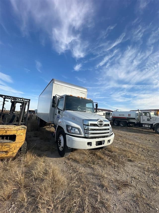 Image of Hino L6 equipment image 2