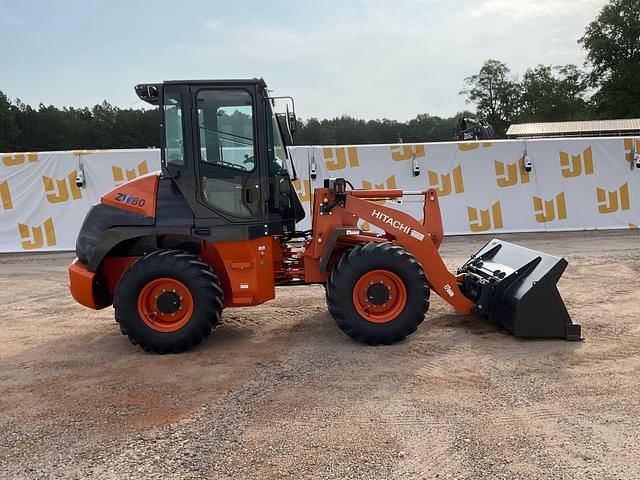 Image of Hitachi ZW80-5B equipment image 3