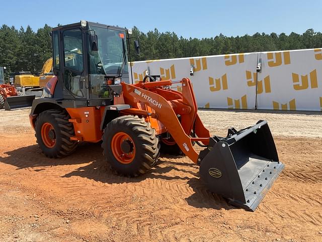Image of Hitachi ZW80-5B equipment image 2