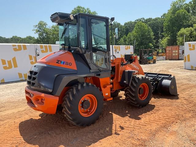 Image of Hitachi ZW80-5B equipment image 4