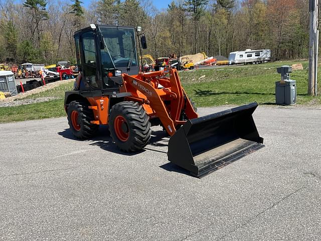 Image of Hitachi ZW80-5B equipment image 2