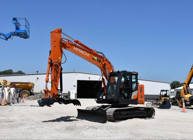 Image of Hitachi ZX135US-7H equipment image 1