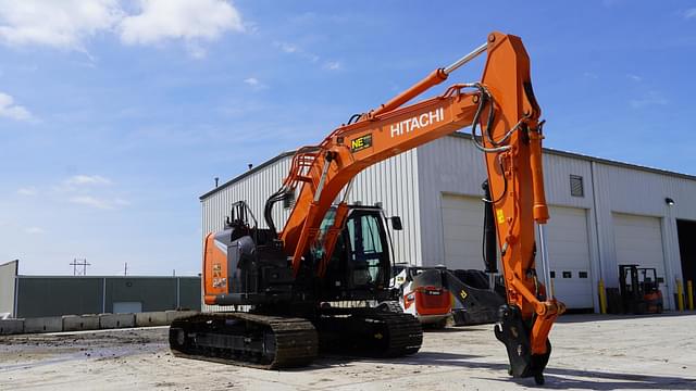 Image of Hitachi ZAXIS 245 USLC equipment image 4