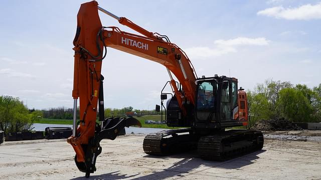 Image of Hitachi ZAXIS 245 USLC equipment image 2