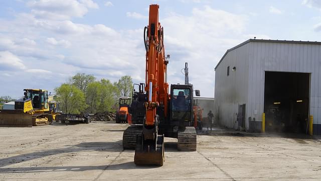 Image of Hitachi ZAXIS 245 USLC equipment image 2