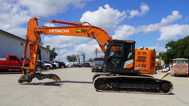 Image of Hitachi ZAXIS 245 USLC equipment image 1