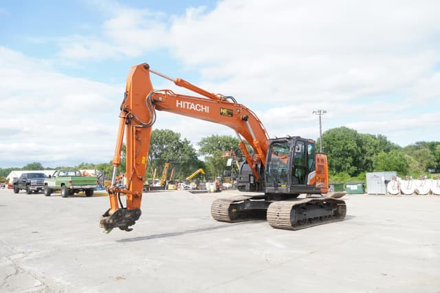 Image of Hitachi ZAXIS 245 USLC equipment image 1