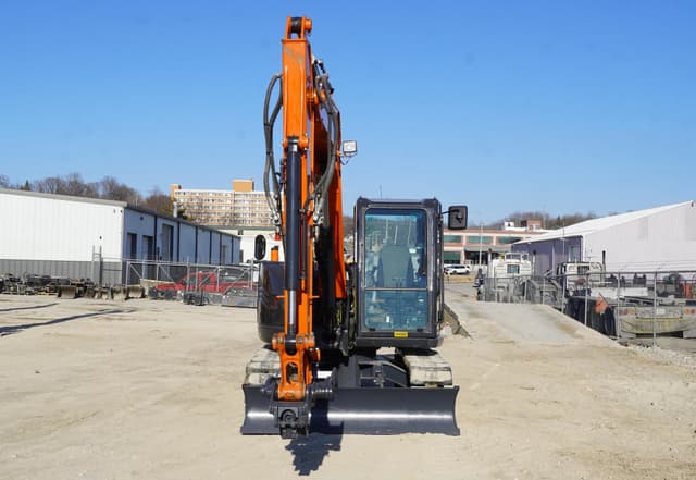 Image of Hitachi ZX85USB-5N equipment image 4