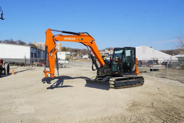 Image of Hitachi ZX85USB-5N equipment image 1