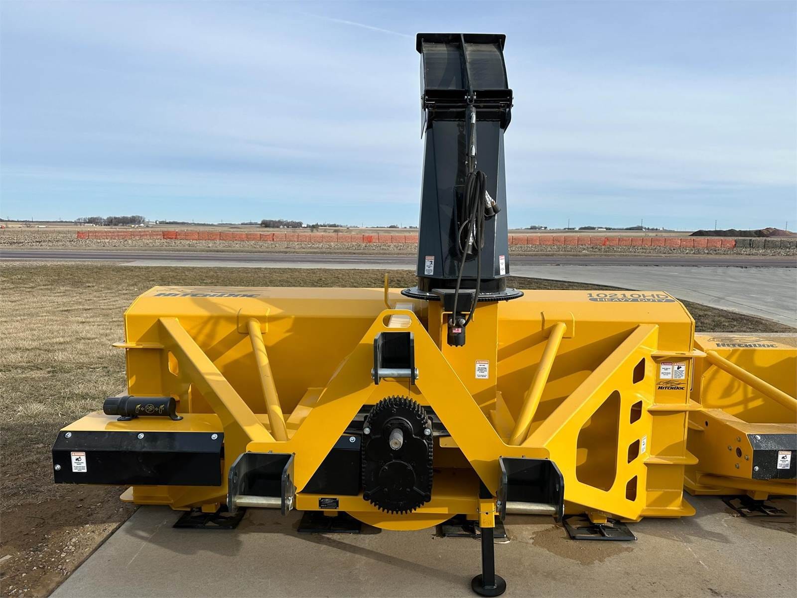 2024 HitchDoc 10210HD Equipment Image0