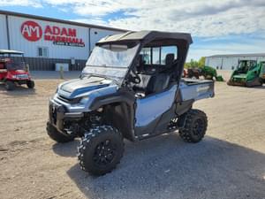 2024 Honda Pioneer 1000 Image