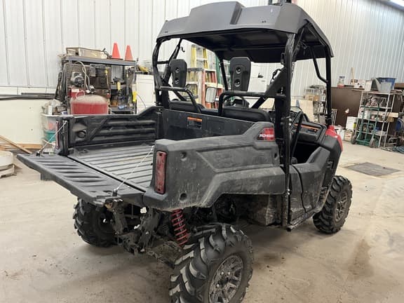 Image of Honda Pioneer 700 equipment image 2