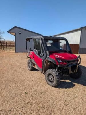 2024 Honda Pioneer 1000 Image
