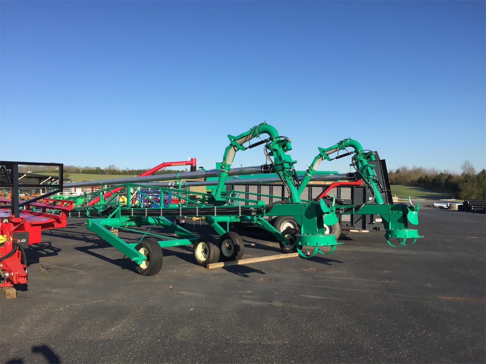 2024 Houle 42 Equipment Image0