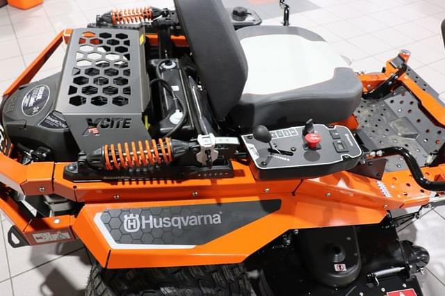 Image of Husqvarna XCITE Z345 equipment image 4