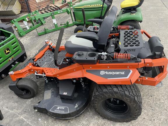 Image of Husqvarna XCITE Z375 equipment image 4