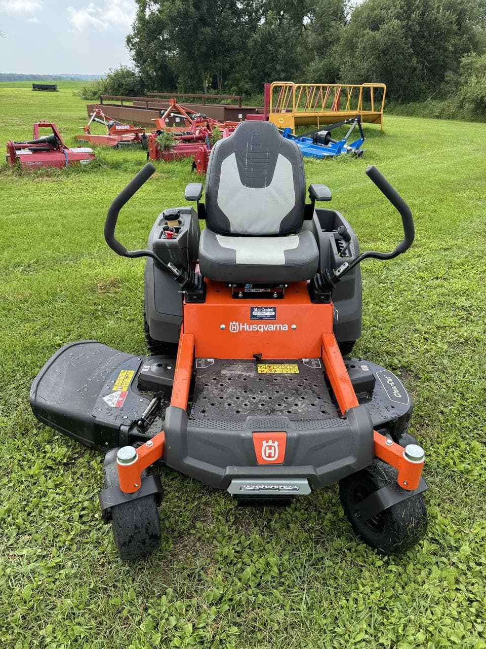 Image of Husqvarna Z248F Image 1