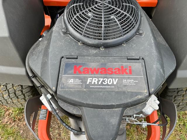 Image of Husqvarna Z254F equipment image 4