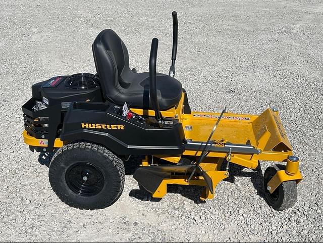 Image of Hustler Dash XD equipment image 1