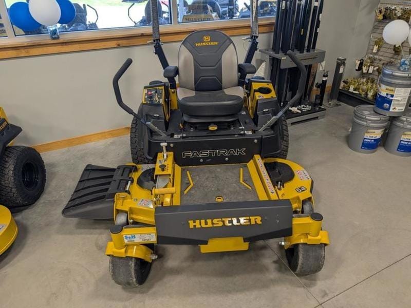 2024 Hustler FasTrak Equipment Image0