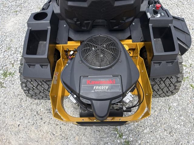 Image of Hustler Raptor XD equipment image 4