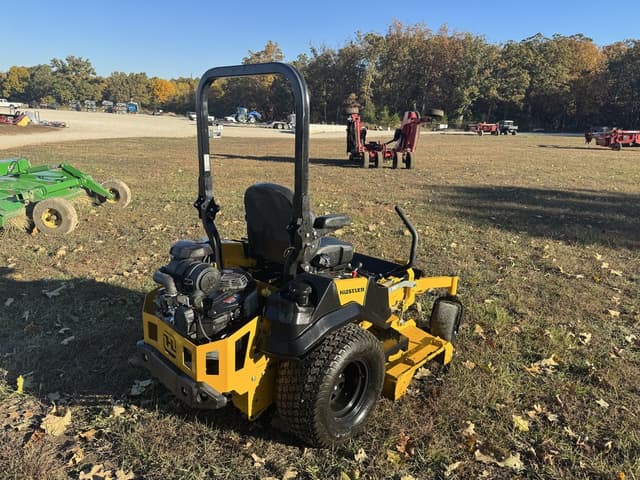 Image of Hustler X-RIDE equipment image 3