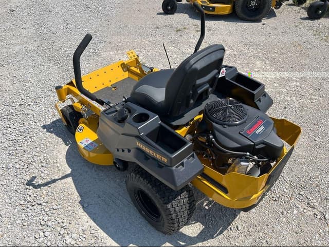 Image of Hustler Raptor X equipment image 4