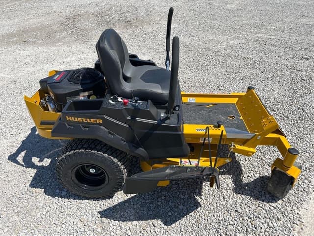 Image of Hustler Raptor X equipment image 1