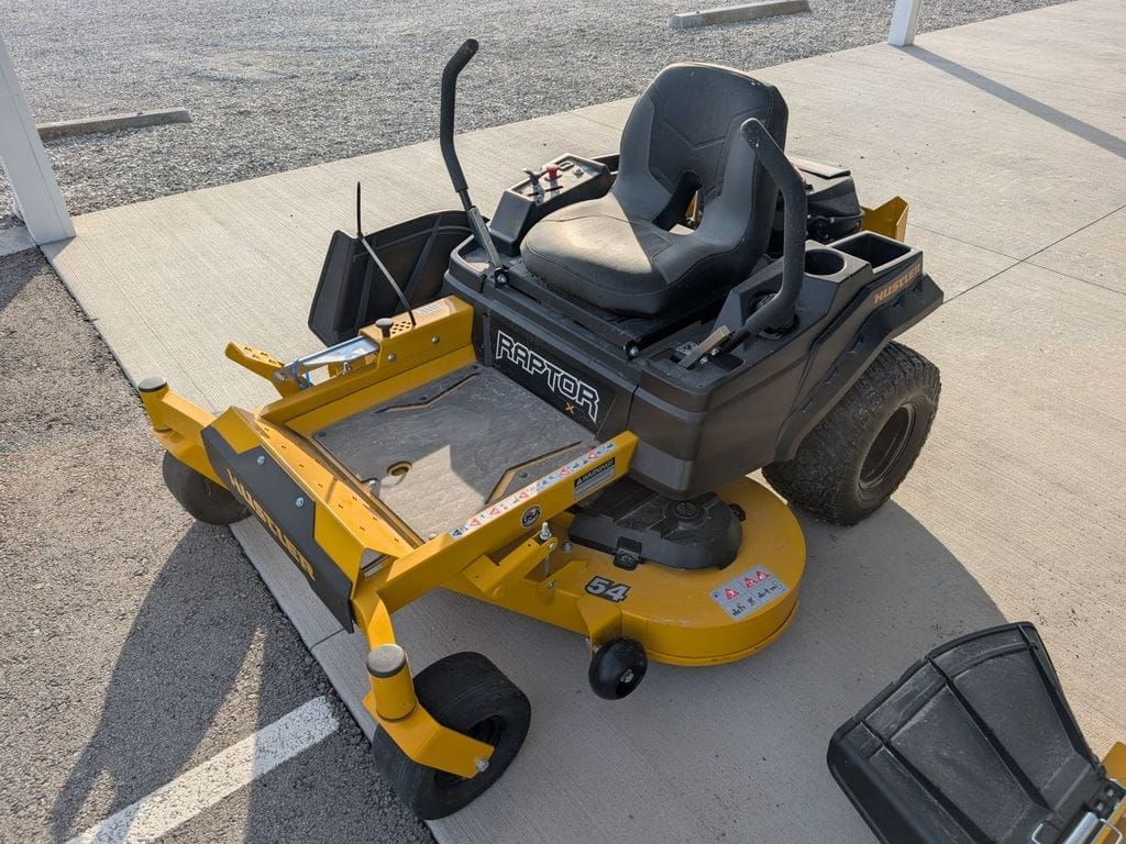 2024 Hustler Raptor X Equipment Image0